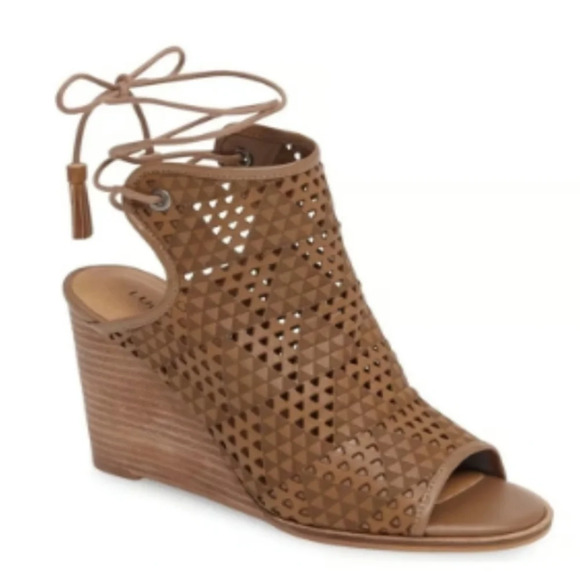 Lucky Brand Riskee Wedge Sandal - Picture 1 of 9